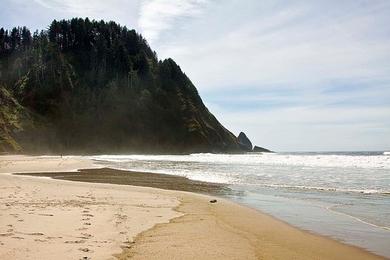 Sandee Hobbit Beach Photo