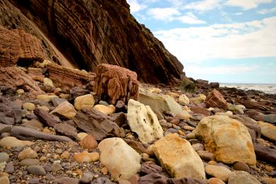 Sandee Hallett Cove Beach