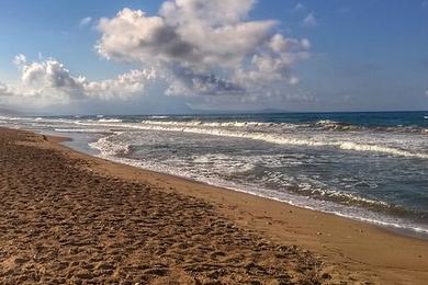 Sandee Zacharo Beach