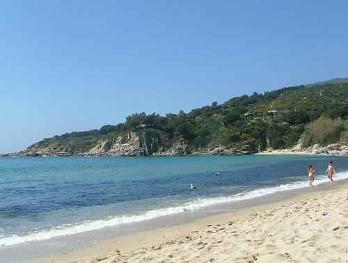 Sandee Cavoli Beach