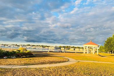 Sandee King Park Beach Photo