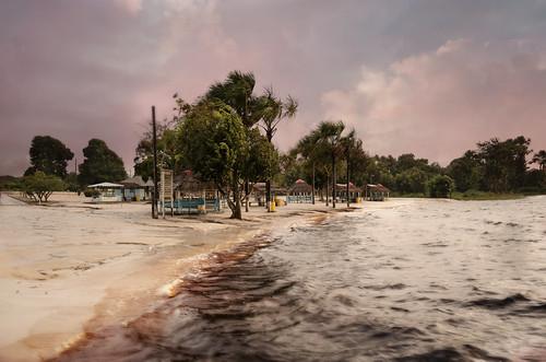 Sandee Lake Mainstay Resort Beach Photo