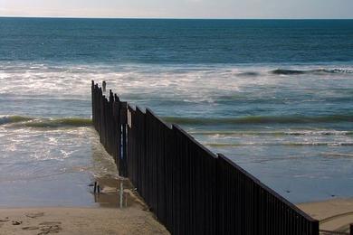 Sandee El Muro En La Playa, Tijuana