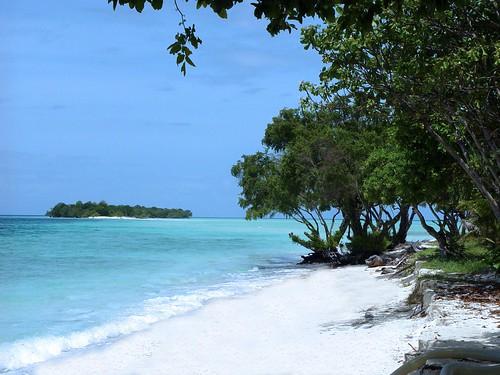 Sandee Mataking Island