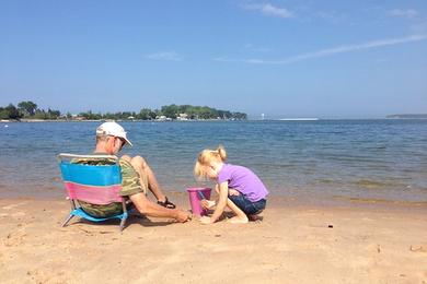 Sandee - Grand Marais Harbor Beach