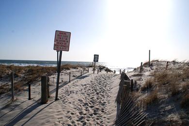 Sandee - Island Beach Motor Lodge