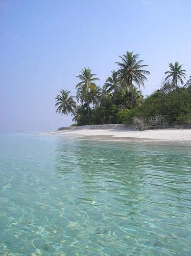 Sandee - Kudafushi Resort & Spa