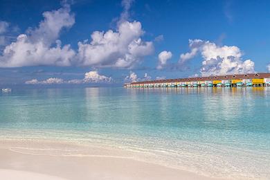 Sandee - The Standard, Huruvalhi Maldives