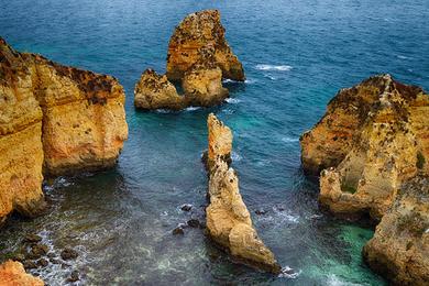 Sandee Cove Rock Photo