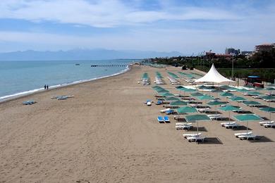 Sandee Papias Beach