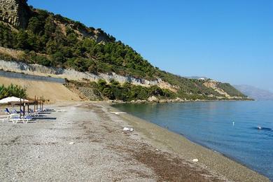 Sandee Kryoneri Beach