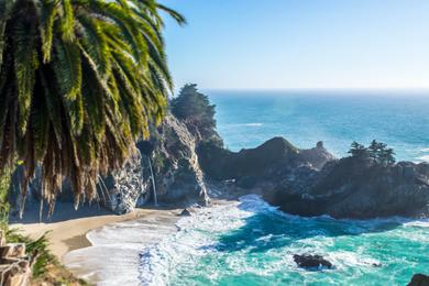 Sandee Petroussa Beach
