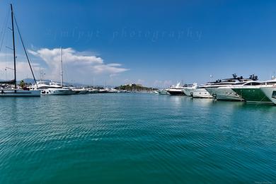 Sandee Riviera Yacht Club