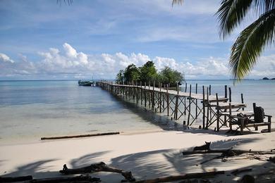 Sandee Melville Beach
