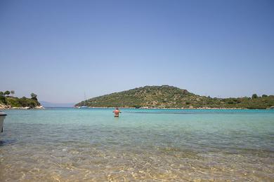 Sandee Itia Beach