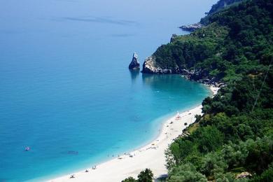 Sandee Saranta Beach