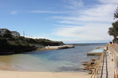 Sandee Clovelly Beach Photo