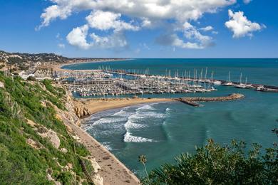 Sandee Playa De Las Paramoudras Photo