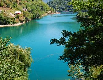 Sandee Beach Stolac Photo