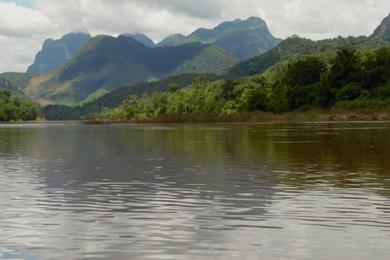 Sandee Best Lake Beaches in Laos