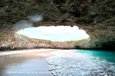 Sandee Hidden Beach