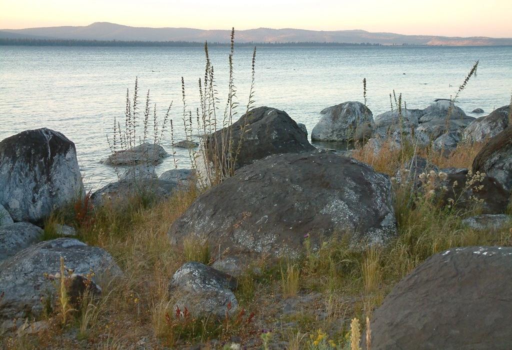 Sandee Gallatin Marina Photo