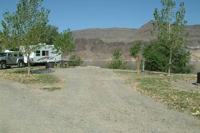 Sandee - Lake Owyhee State Park