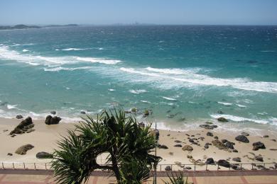 Sandee Kirra Beach Photo