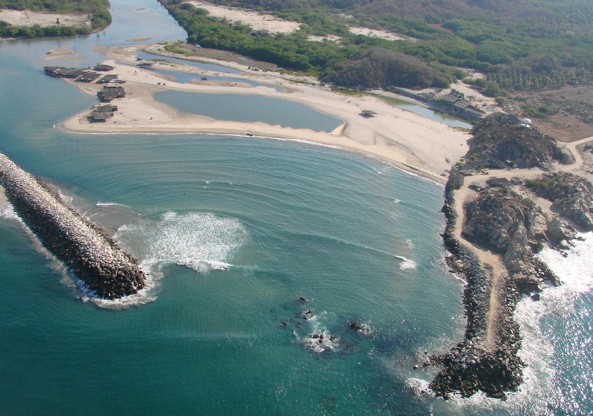 Sandee - Playa Corralero