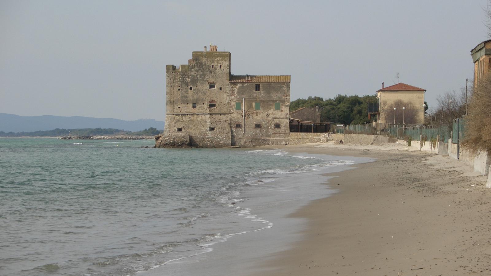 Sandee - Follonica Beach