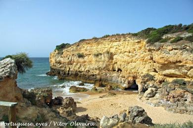 Sandee - Praia De Albandeira