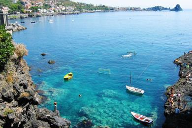 Sandee - Aci Castello