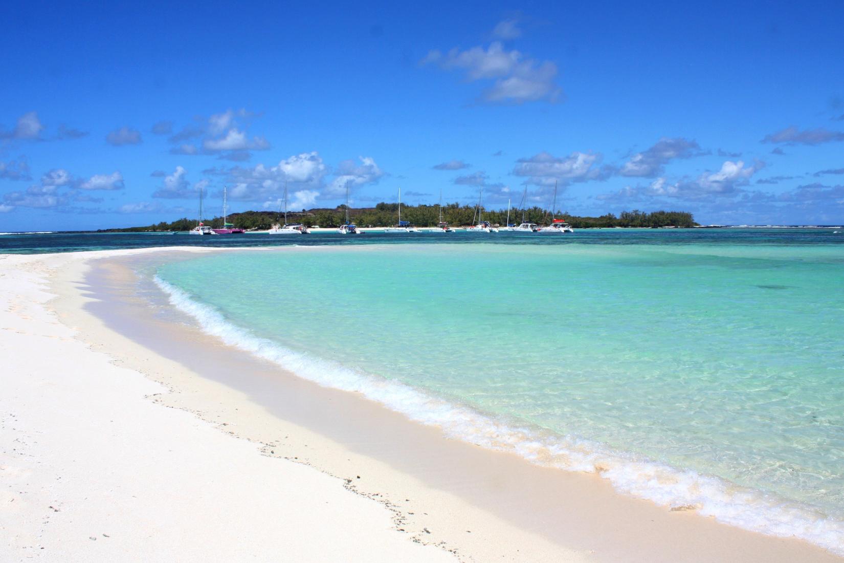 Sandee - Ile Plate Beach