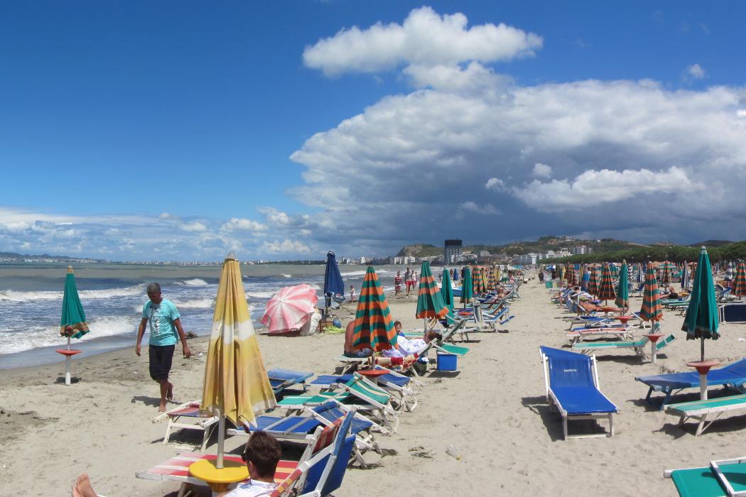 Sandee Golem Beach Photo