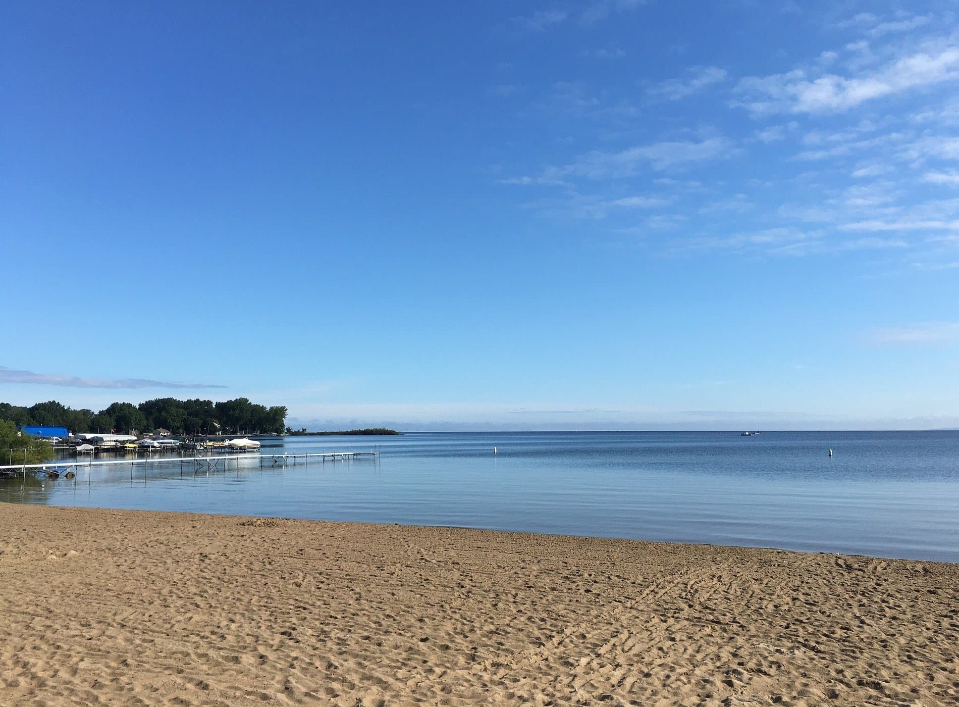 Sandee Osukan Fine Sand Beach Resort Photo