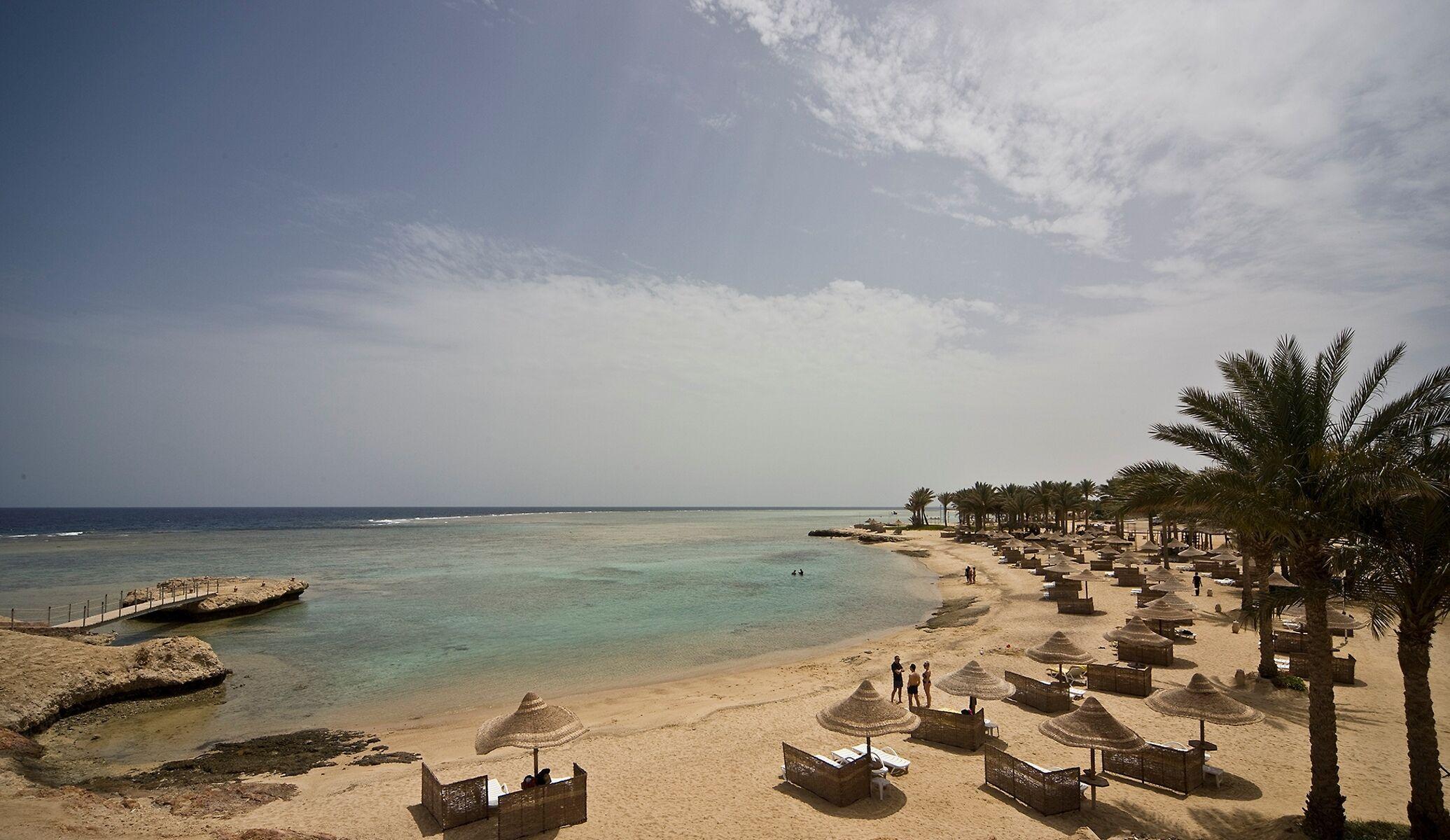 Sandee Kahramana Beach Resort Photo