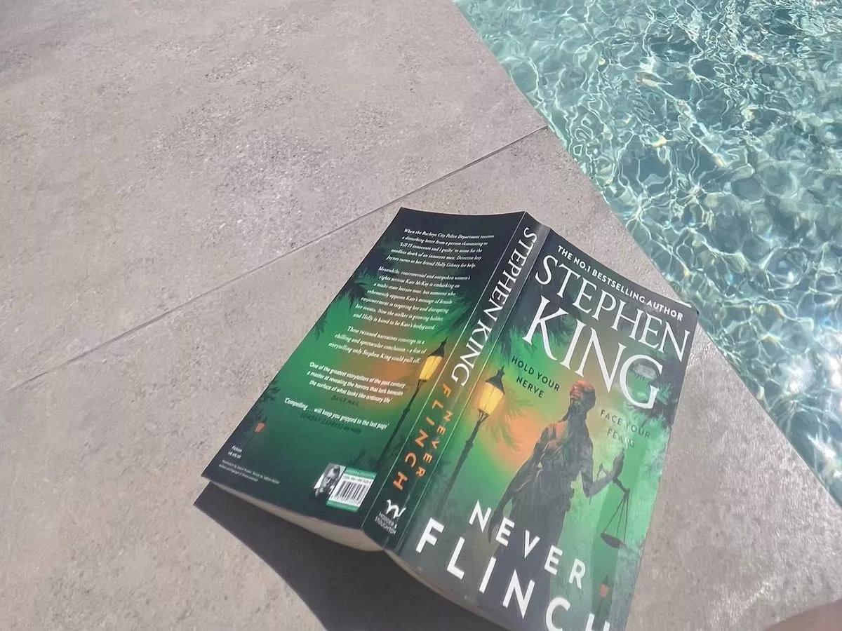 Sandee - News / 'I devoured 11 books on vacation and these are the best beach reads of the year