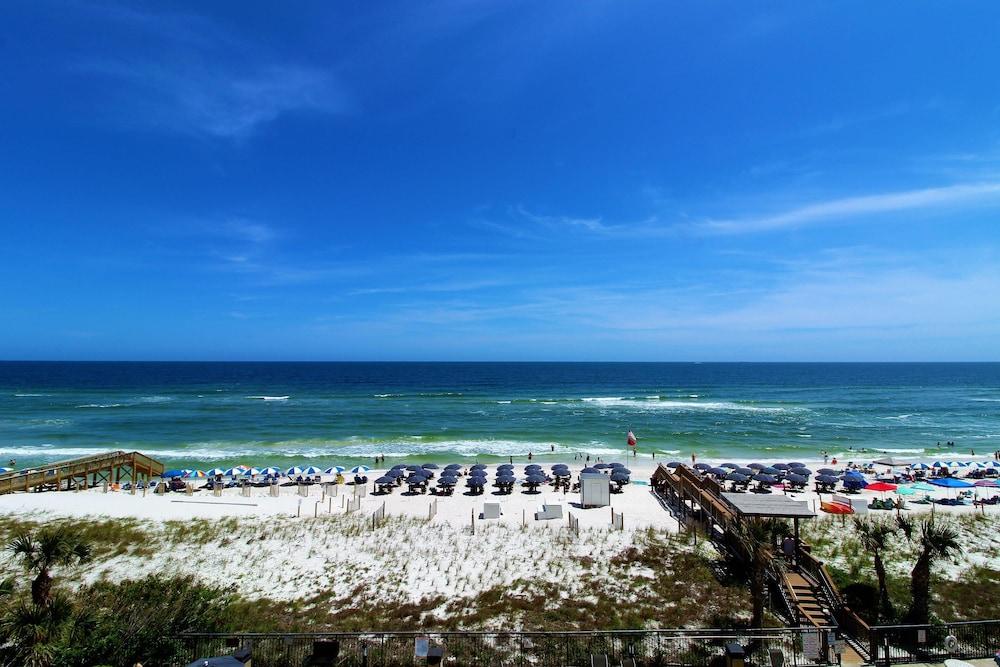 Sandee Palacio Beach Resort