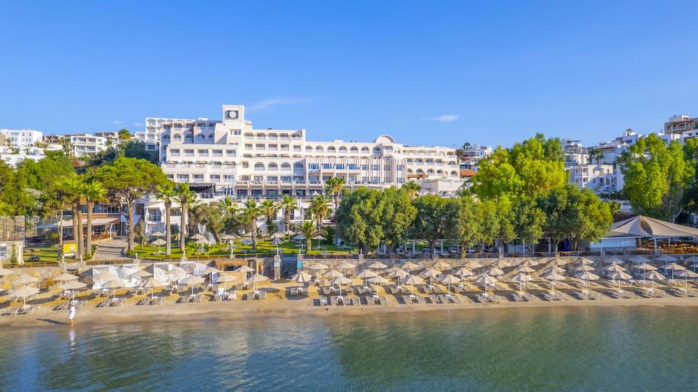 Sandee Azka Otel-Voyage Otel Plaji