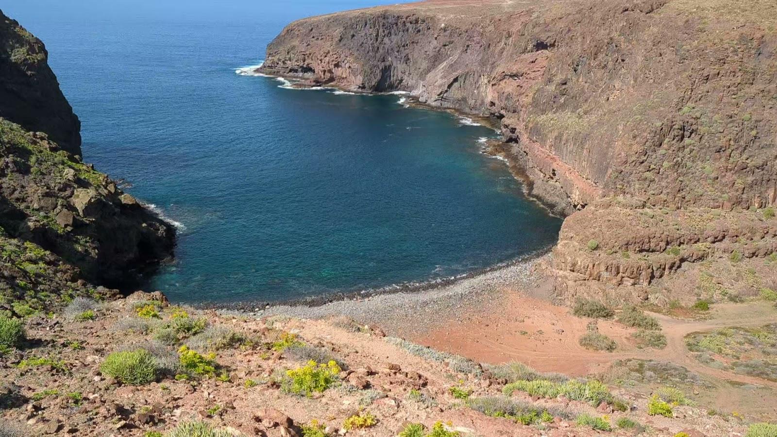 Sandee Juncal / Playa Del Puertito