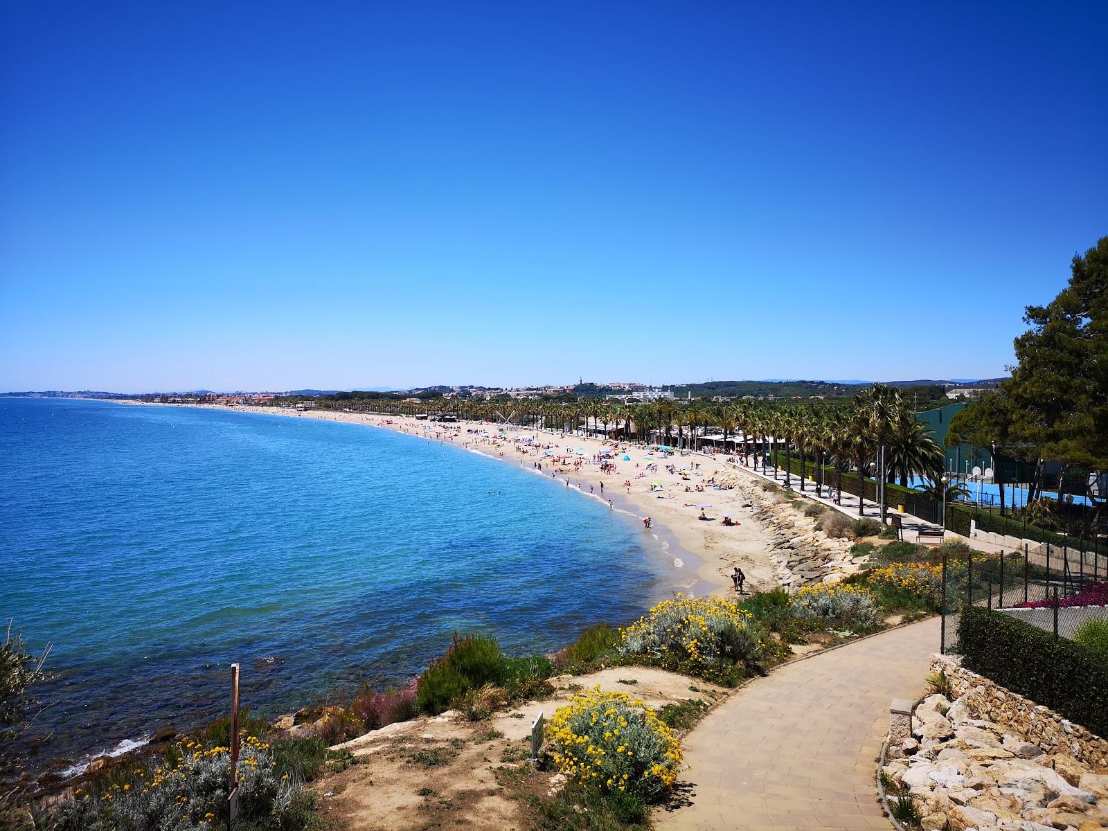 Sandee Platja Llarga / Platja De Roda De Bar‡