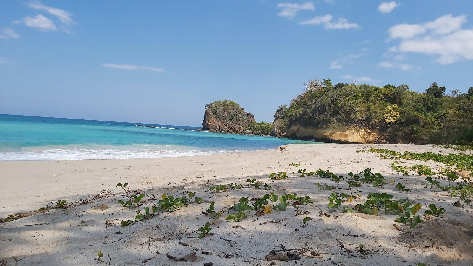 Sandee Pantai Lailiang Photo