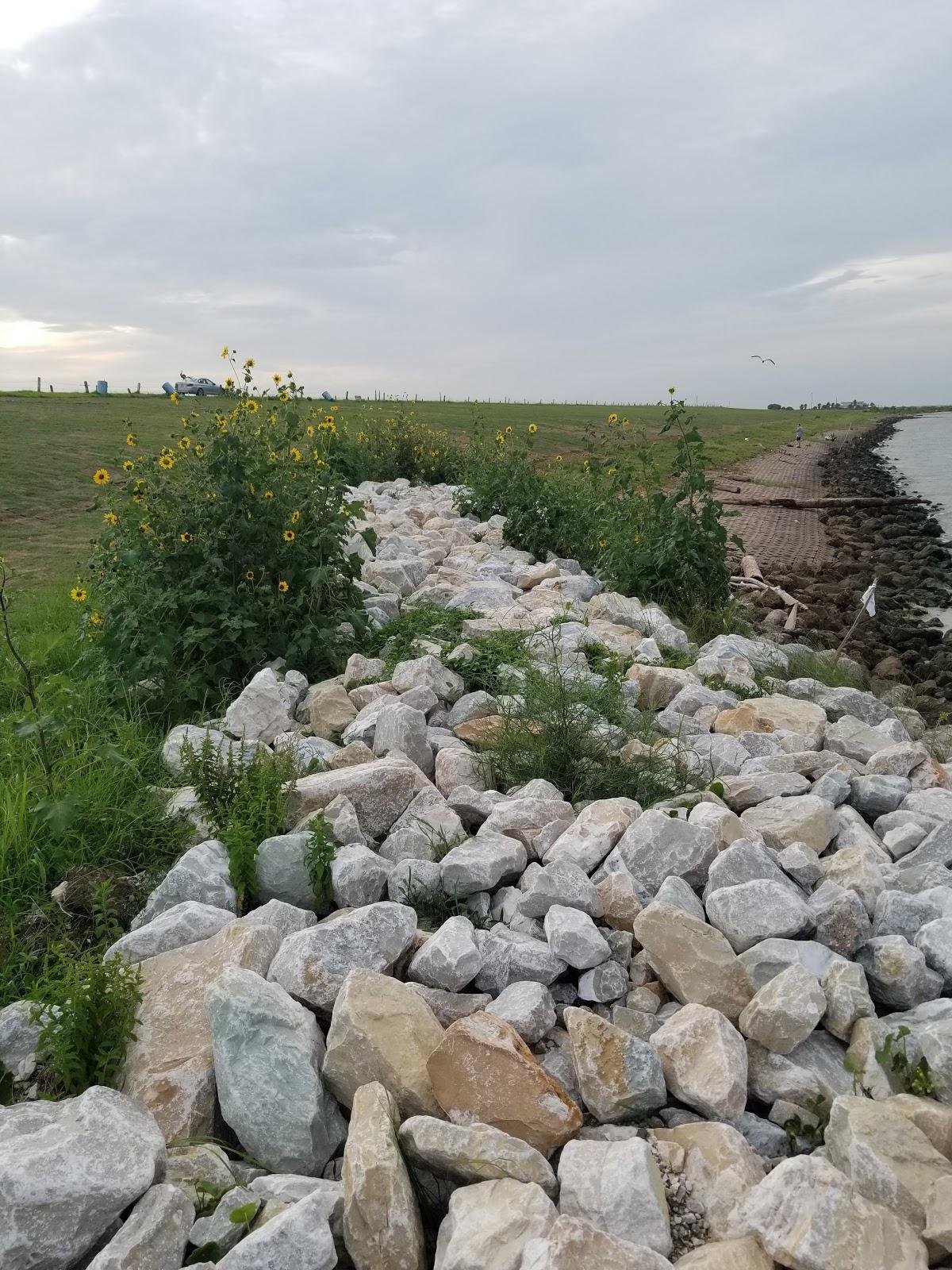 Sandee - Texas City Levee Kitesurfing Beach