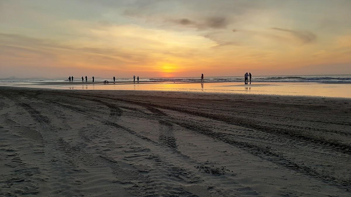 Sandee 3h Sunset Beach Photo