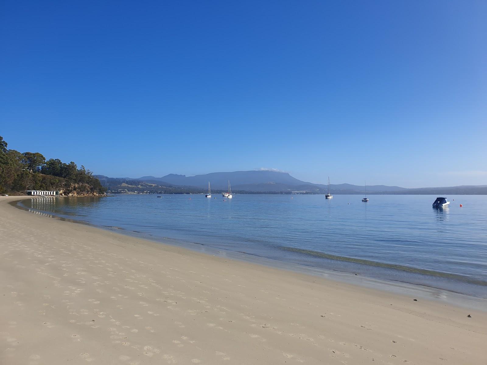 Sandee Coningham Beach