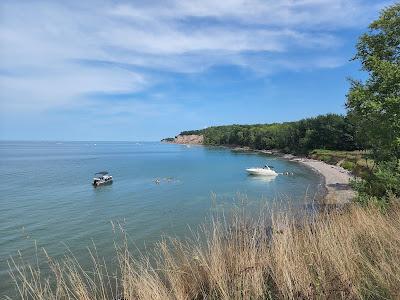 Sandee - Chimney Bluffs State Park