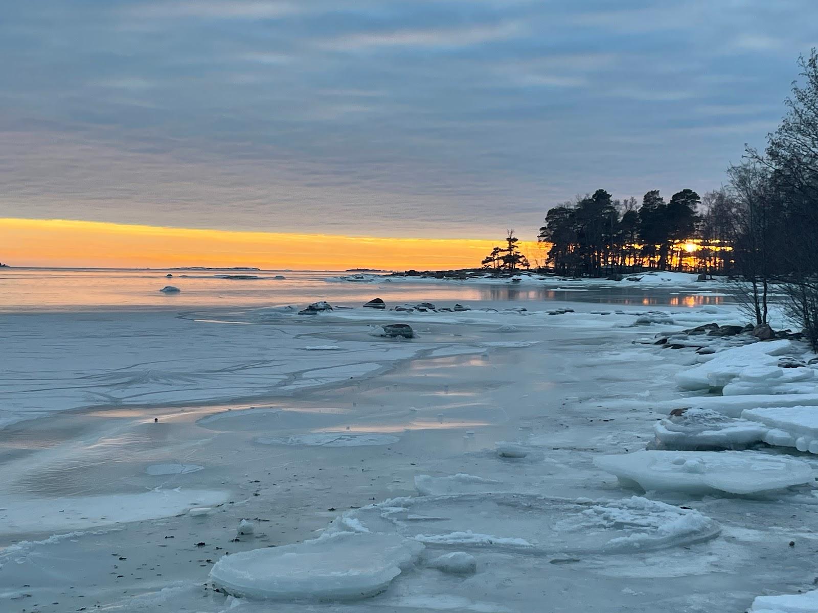 Sandee - Veijarivuori Beach