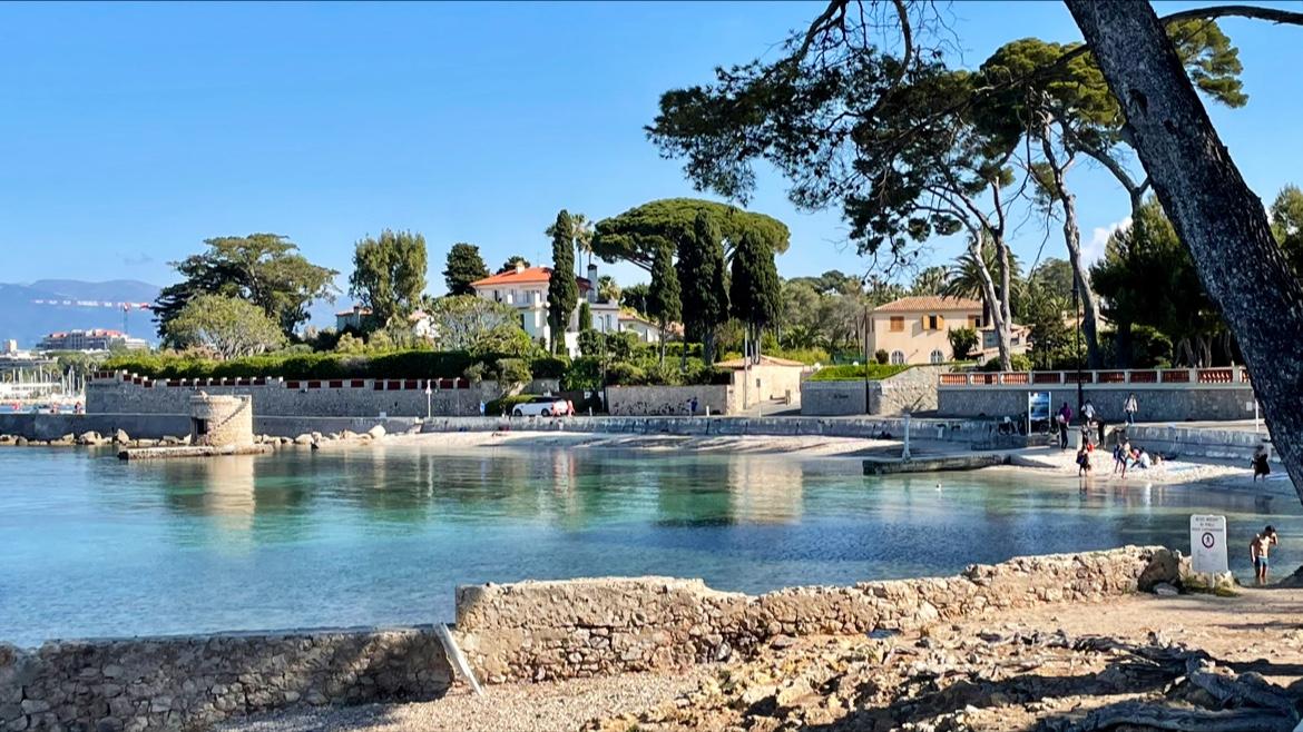 Sandee Plage Des Ondes Photo