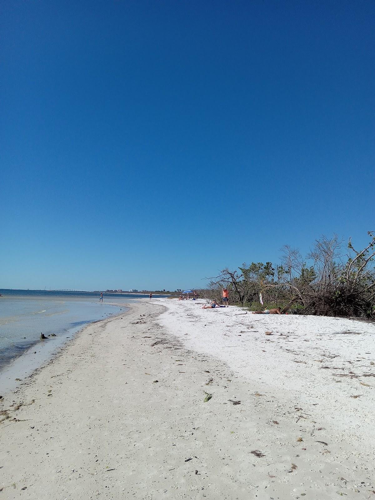 Sandee Bunche Beach