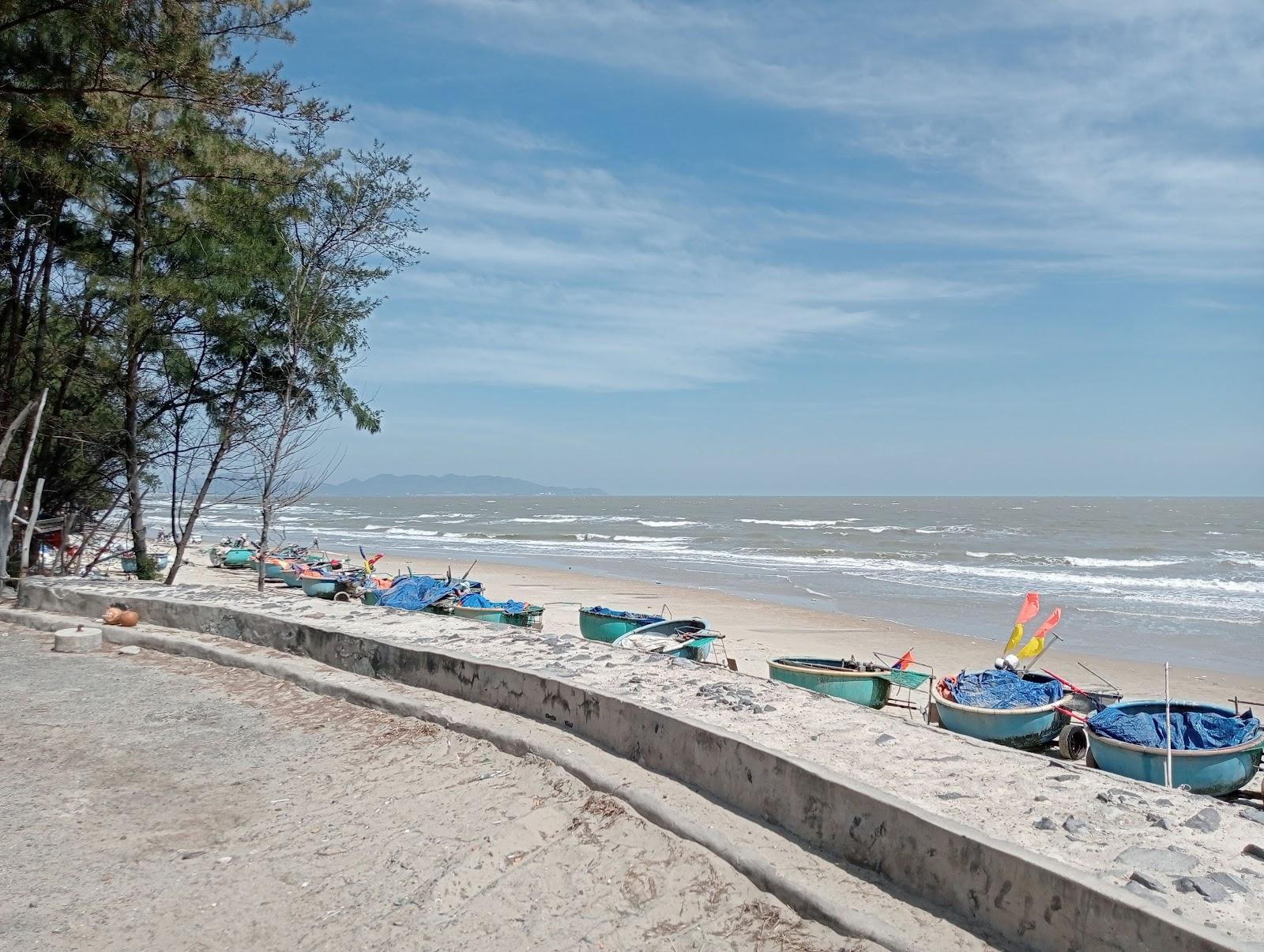 Sandee Chi Linh/Thuy Tien Beach